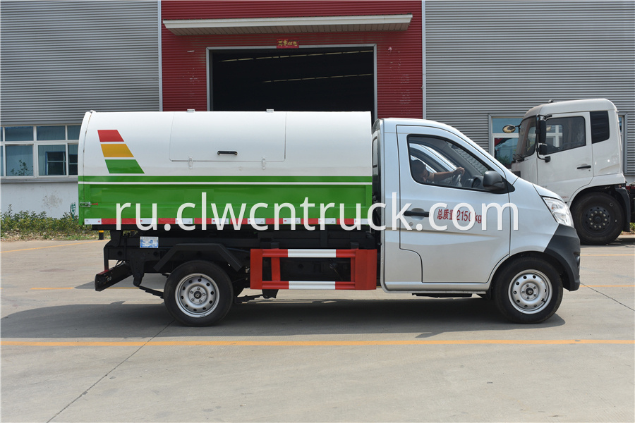 waste removal truck manufacturer